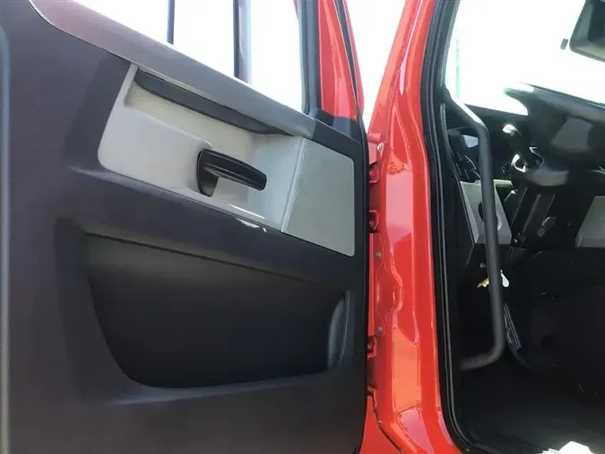 2022 FREIGHTLINER CA126