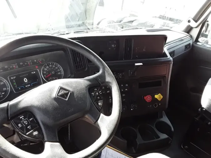 2019 NAVISTAR INTERNATIONAL LT625 SLPR CAB