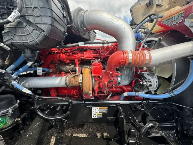 2024 Kenworth W990