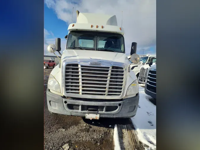 2019 FREIGHTLINER/MERCEDES CASCADIA 125