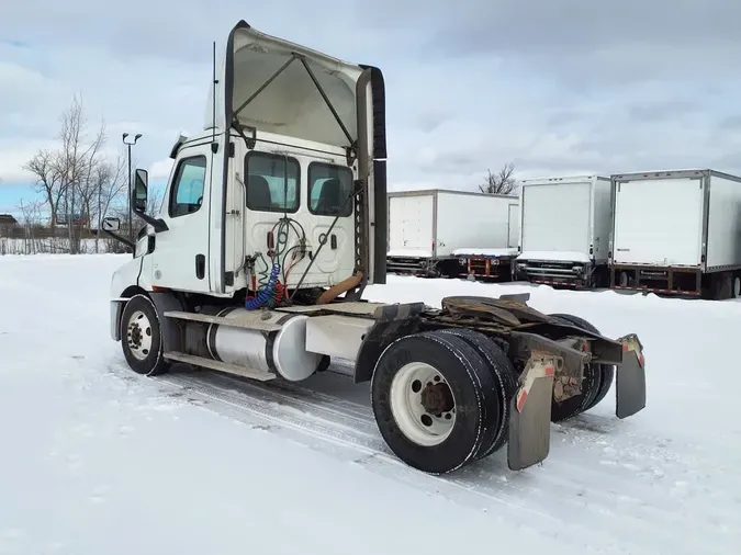 2019 FREIGHTLINER/MERCEDES NEW CASCADIA 116995abf1ef40ce5731e9a78591d878f4c