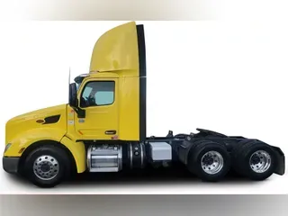 2021 Peterbilt 579