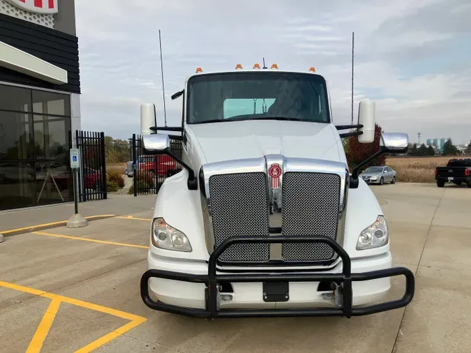 2020 Kenworth T680