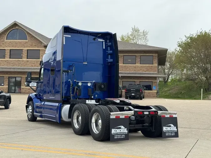 2023 PETERBILT 579