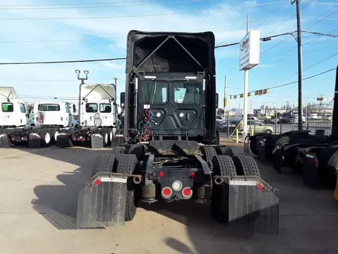 2019 FREIGHTLINER/MERCEDES CASCADIA 125