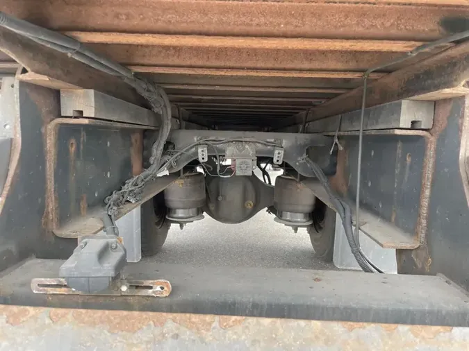 2016 FREIGHTLINER M2 106