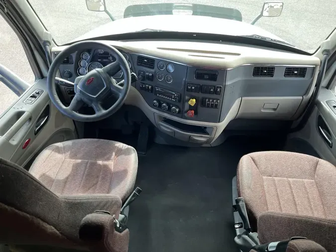 2022 Peterbilt 579