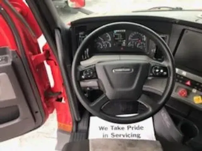 2021 Freightliner Cascadia