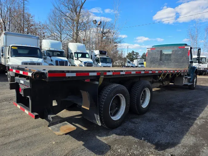 2017 FREIGHTLINER/MERCEDES M2 106