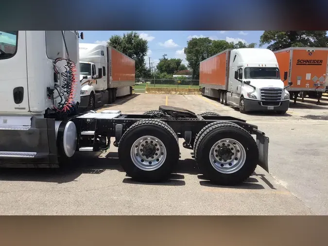 2018 Freightliner Cascadia9975508382782e026d35b67c38248c72