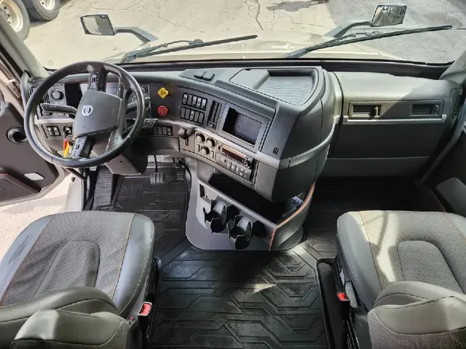 2022 VOLVO VNL64T7609979cc6eb8324f89eebc4d8c5ea49ce9