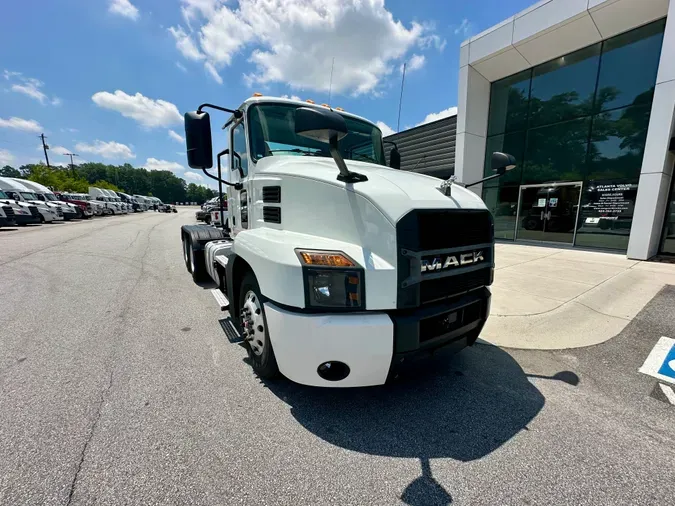2020 Mack ANTHEM 64T997bfbcd55e45f6854c500a3c33450c8