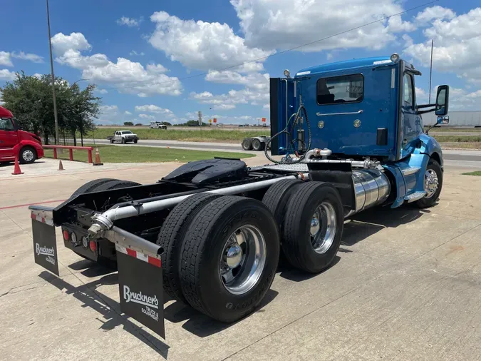 2015 KENWORTH T680