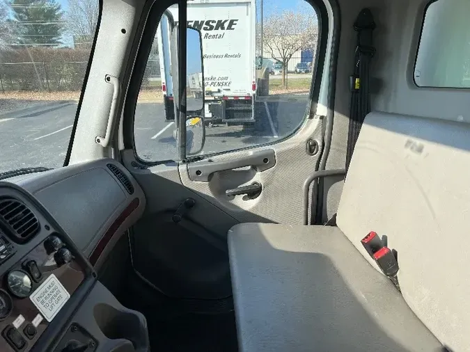 2018 Freightliner M2