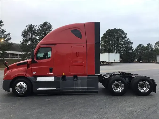 2021 FREIGHTLINER CASCADIA