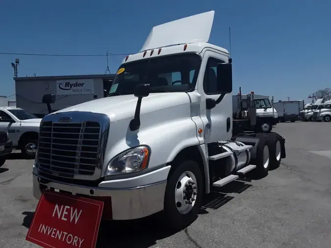 2018 FREIGHTLINER/MERCEDES NEW CASCADIA 1269988bfbbb420e494f33ef753fb7169fd