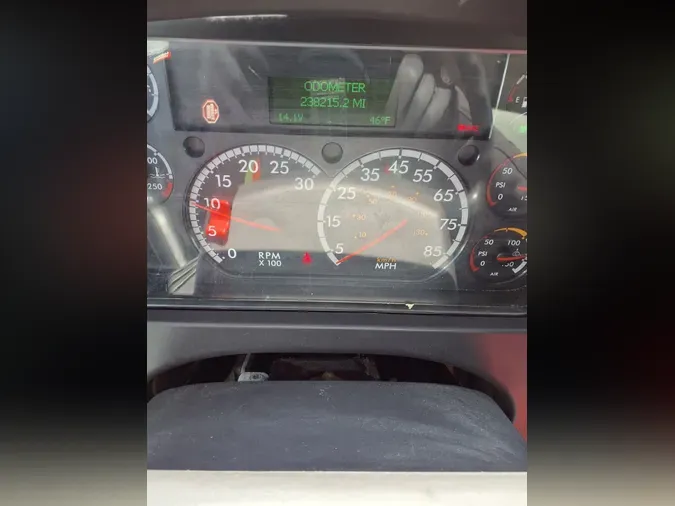 2020 FREIGHTLINER/MERCEDES M2 106