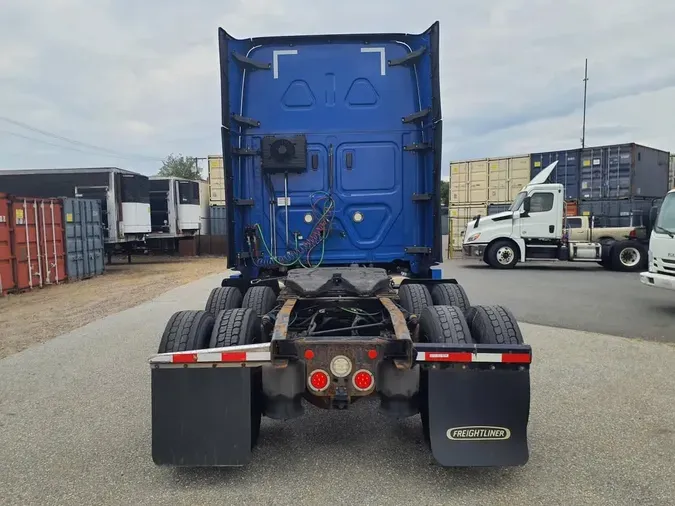 2019 FREIGHTLINER NEW CASCADIA PX12664