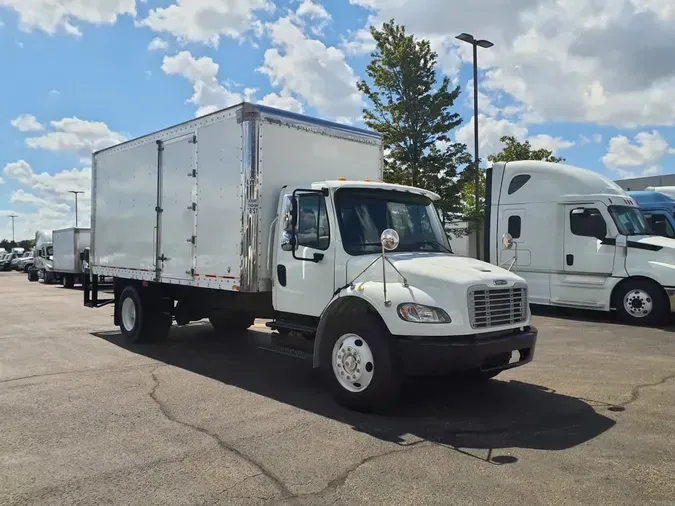 2019 FREIGHTLINER M2 106