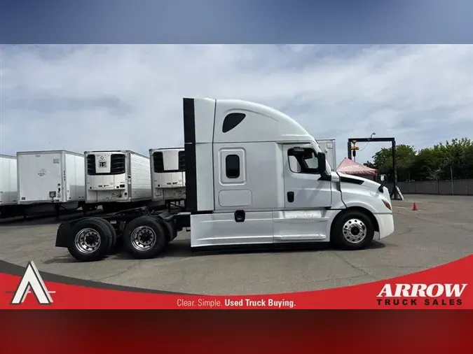2022 FREIGHTLINER CA126