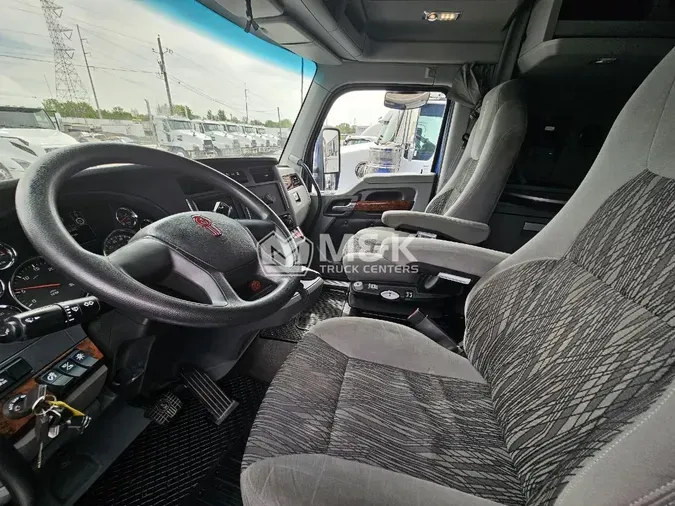 2022 KENWORTH T680