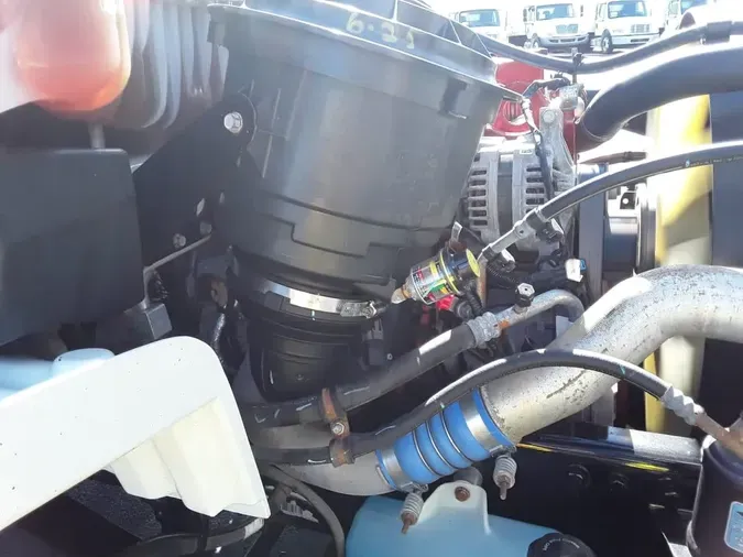 2020 FREIGHTLINER M2 106