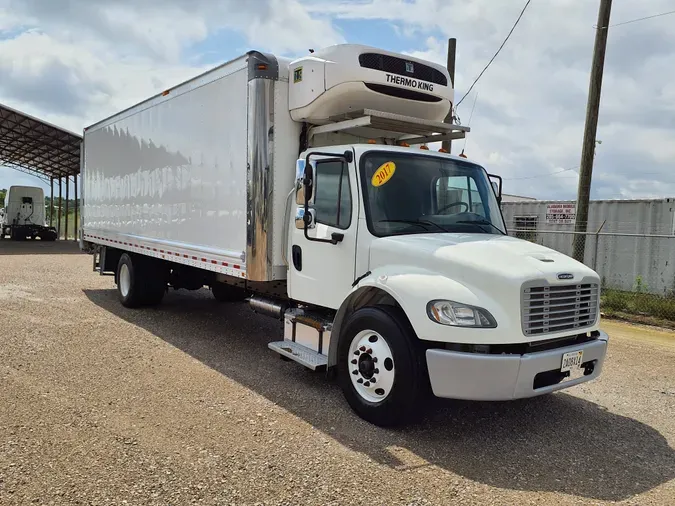 2017 FREIGHTLINER/MERCEDES M2 106