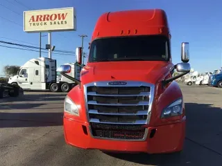 2020 FREIGHTLINER CASCADEVO1