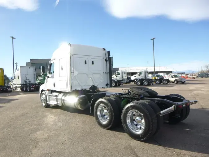 2021 Freightliner Cascadia