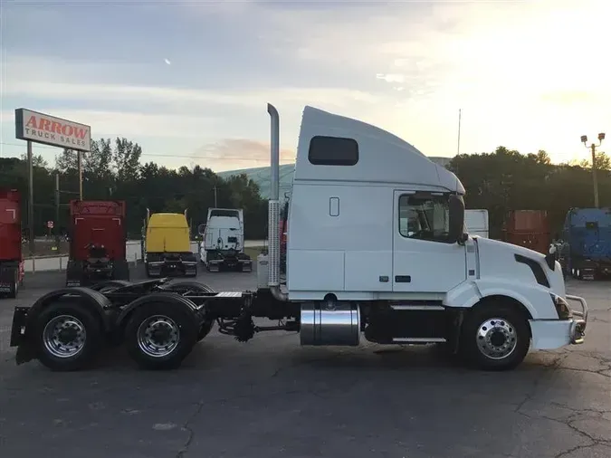 2018 VOLVO VNL670