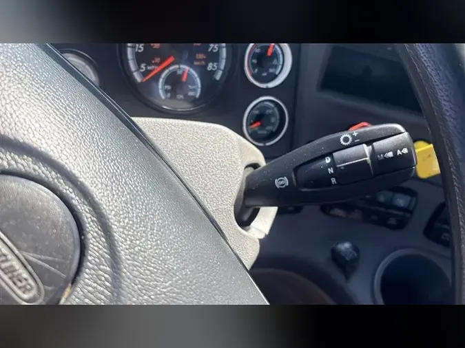 2016 FREIGHTLINER CASCADIA