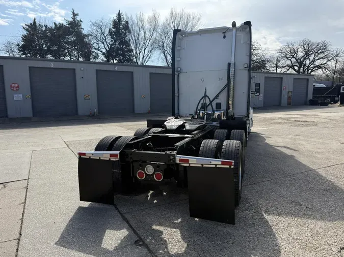 2021 Kenworth T680999d5e88b77973dfb0c04541e490ccb4