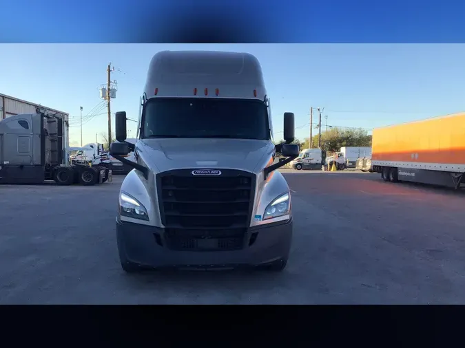 2023 Freightliner Cascadia