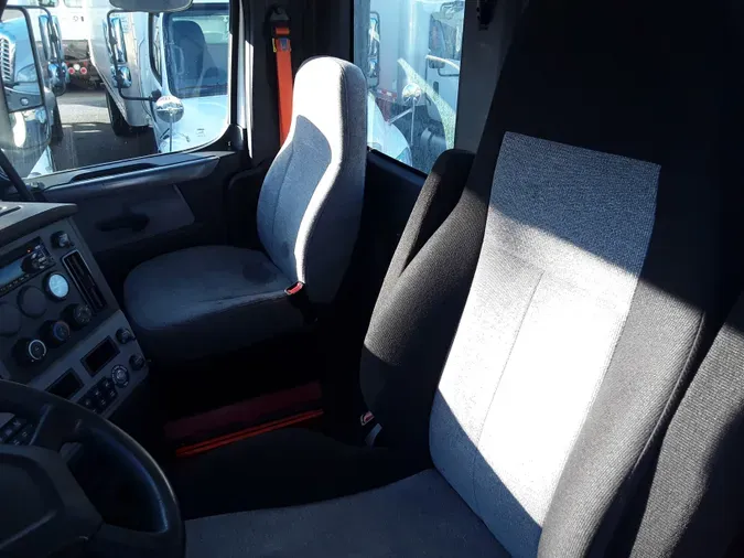 2019 FREIGHTLINER/MERCEDES NEW CASCADIA PX12664