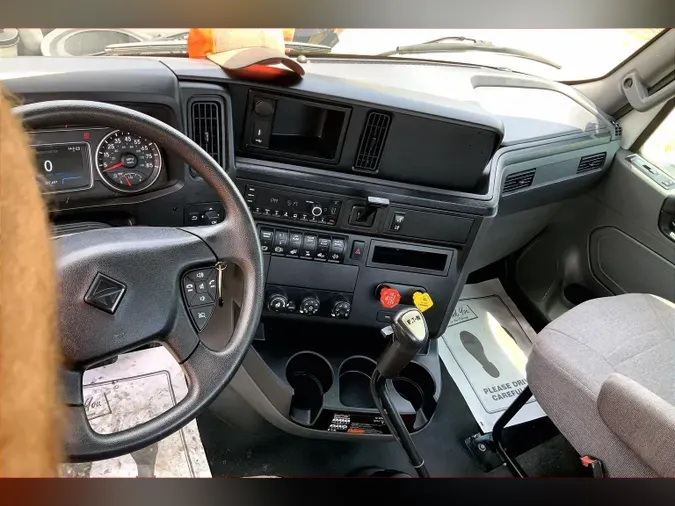 2021 INT LT625 4x2