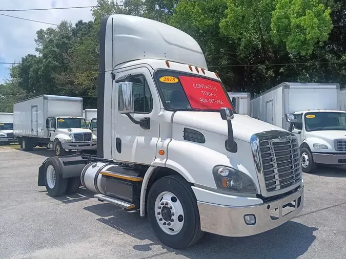 2018 FREIGHTLINER CASCADIA 113