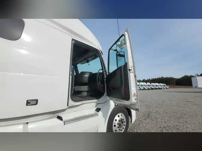 2020 Volvo VNL 760