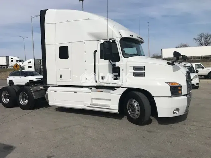 2019 MACK AN64T