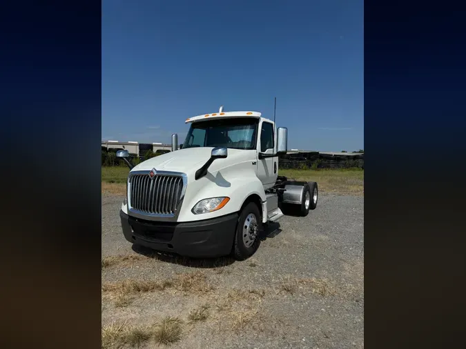 2021 International LT625