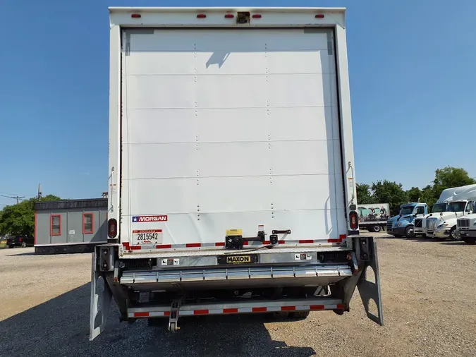 2019 FREIGHTLINER/MERCEDES M2 106