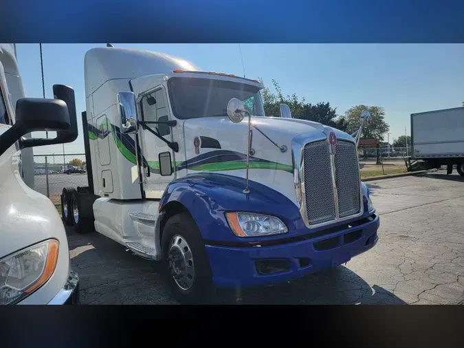 2013 KENWORTH T660