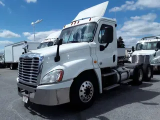 2019 FREIGHTLINER CASCADIA 125