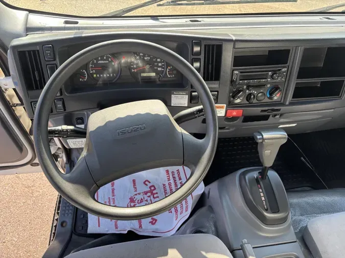 2019 Isuzu NPR-HD99b9df1aaed1ebda3c3393ade7a86839