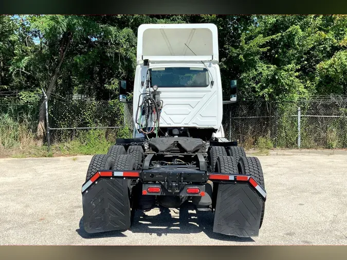 2019 INT LT625 6x4
