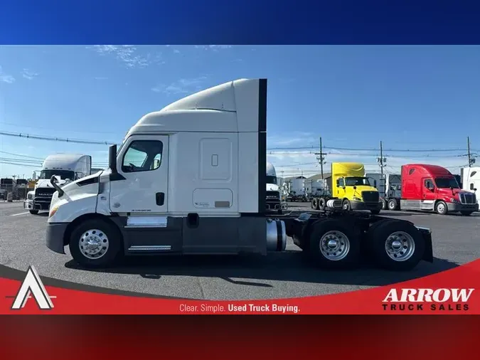 2020 FREIGHTLINER CA116