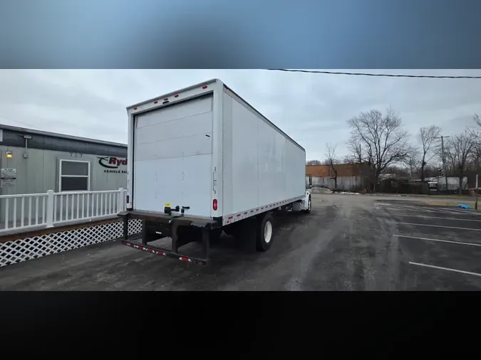 2019 FREIGHTLINER/MERCEDES M2 106