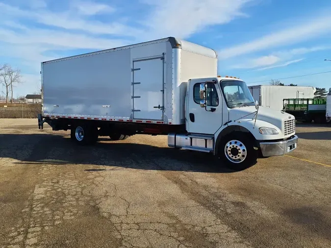 2018 FREIGHTLINER/MERCEDES M2 106