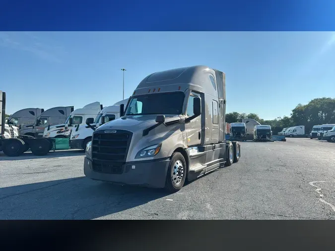 2023 Freightliner Cascadia 126