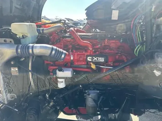 2019 Kenworth T880