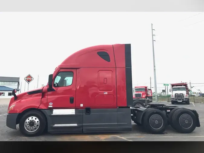 2021 Freightliner Cascadia